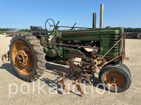 6717-JOHN DEERE STYLED B (SN#295637)