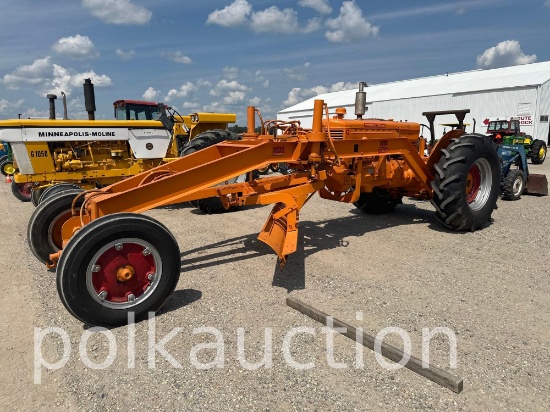 6903-MINNEAPOLIS MOLINE U ROAD GRADER (SN# 0124900102)