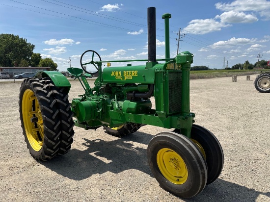 7436-JOHN DEERE G UNSTYLED (SN# 3973)