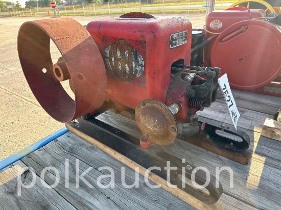 7527-IH 1.5-2.5 HP HIT & MISS (SN# LAA37671)