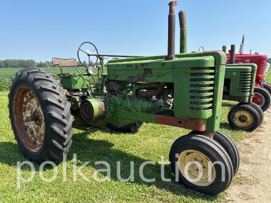 7685-JOHN DEERE G STYLED (TAG UNREADABLE)