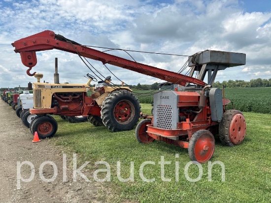 7902-CASE MULE TRACTOR W/ ROUSTABOUT CRANE (TAG UNREADABLE)
