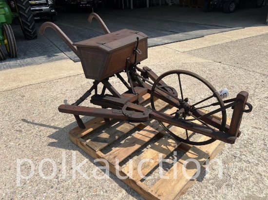 5908-NEVER FAIL PLANTER