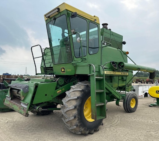 6479-(1978) JD 4400 COMBINE (SN# 350328)