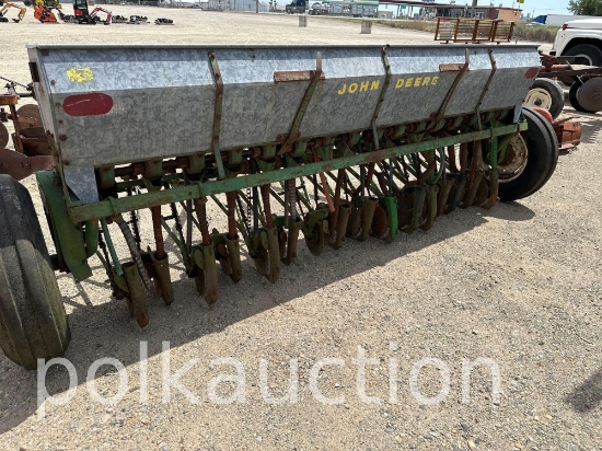6660-JOHN DEERE GRAIN DRILL