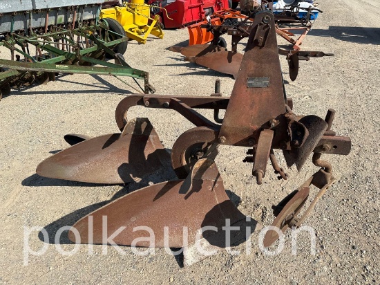 6689-DEARBORN 2BTM PLOW