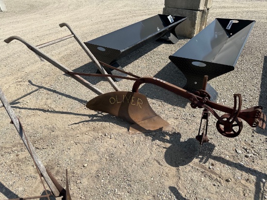 6855-OLIVER SINGLE BOTTOM WALKING PLOW