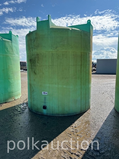 7055-2500 GALLON POLY TANK