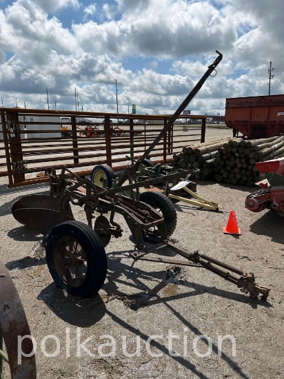 7076-2BTM PULL TYPE PLOW