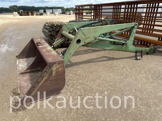 7106-JOHN DEERE TYPE E046A HYD FRONT LOADER  w/ 7' BUCKET