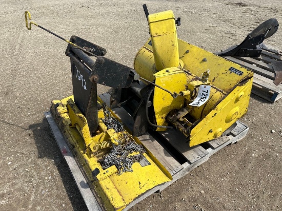 7292-JOHN DEERE 37A 42" SNOW BLOWER