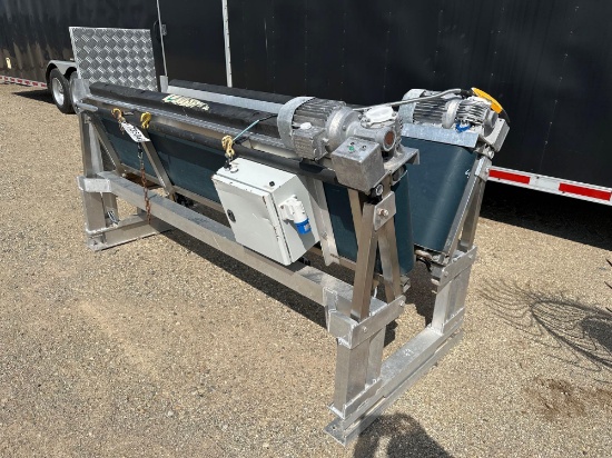 7350-GOAT HOOF TRIM TABLE