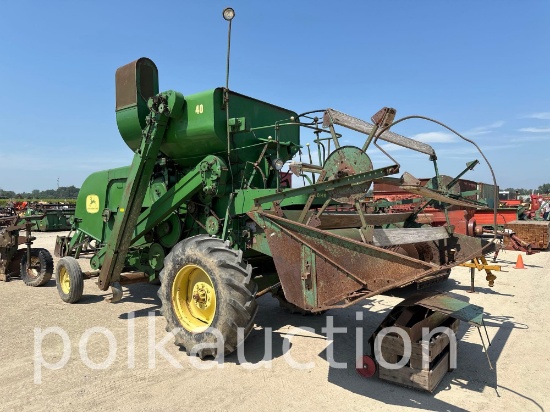 7855-JOHN DEERE 40 SELF PROPELLED COMBINE (SN#5937)