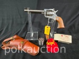 875-RUGER NEW MODEL SINGLE SIX  SA REVOLVER .22  S-L-LR MAGNUM (SN#  67-25646)