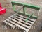 1054 - FRONTALE BALE SPEAR