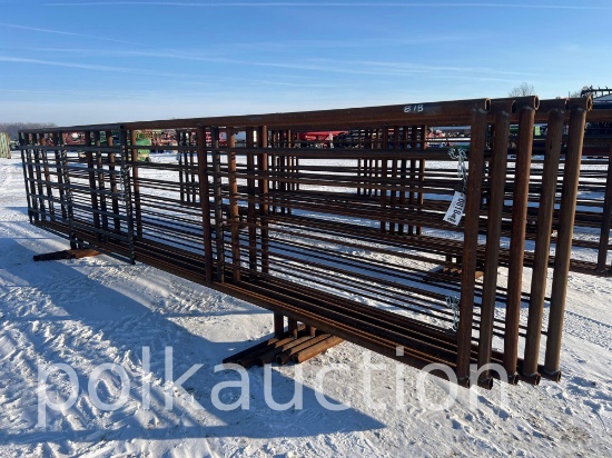 818 - (5) CATTLE PANELS WITH GATES (SOLD x $)