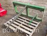 1054 - FRONTALE BALE SPEAR
