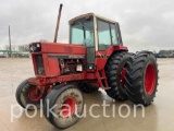 1090 - IH 1586 TRACTOR (SN# 415796-3)