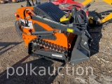 562 - MINI SKIDSTEER LOADER