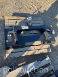 577 - SKIDSTEER 3-POINT QUICK TACH