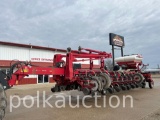 8418 - WHITE 8824 PLANTER
