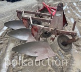 8444 - FORD 3 BTM 3PT PLOW (SN# 2443)