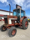 8453 - IH 1086 TRACTOR (SN# 32474)