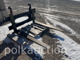 864 - JOHN DEERE BACKHOE FORK ATTACHMENT  -  60