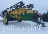 745 - REDBALL 680 SPRAYER