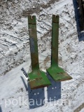 923 - JOHN DEERE FRONT WEIGHT BRACKETS (ALL 1 $)