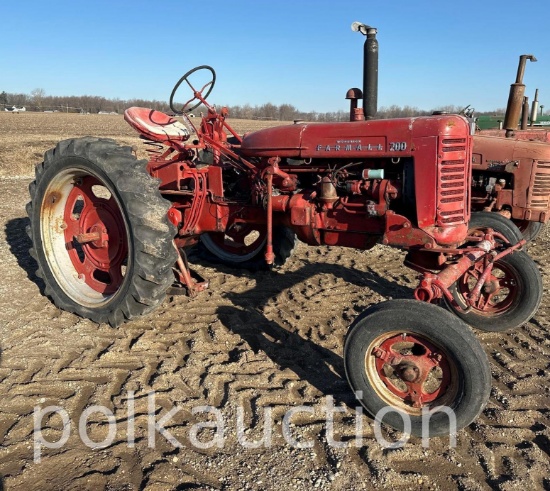 8737 - FARMALL 200 (SN# 6730)