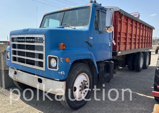 9439 - INTERNATIONAL 2275 GRAIN TRUCK (VIN# 1HTDA2272DHA15696)