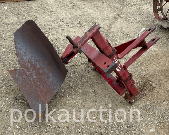 9832 - IH 1 BTM 3PT PLOW
