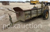 10129 - JOHN DEERE MANURE SPREADER w/ ROUND SPOKE RIMS