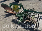 8598 - JOHN DEERE 1 BTM PLOW FOR JD H