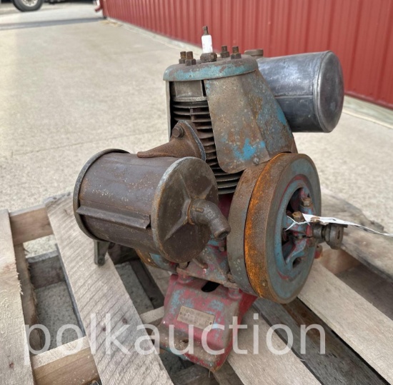 11933 - JACOBSON MFG. CO. LAWN MOWER ENGINE (SN# HM-2-296-15)