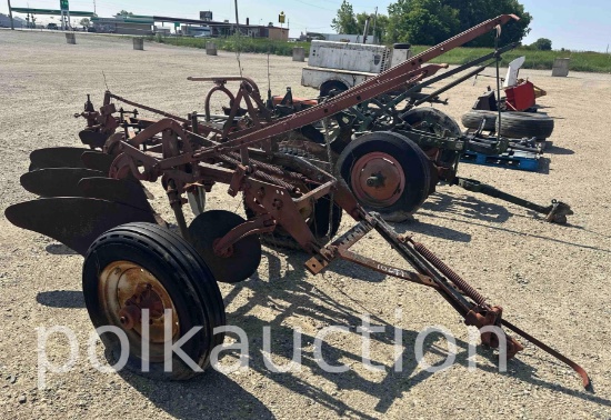 10671 - INT 3 BTM PLOW - 16"