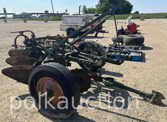 10675 - OLIVER 3 BTM PLOW - 16"
