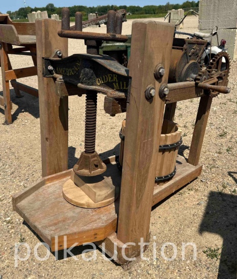 10693 - AMERICAN CIDER MILL