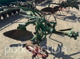 10729 - OLIVER A480 SULKY PLOW