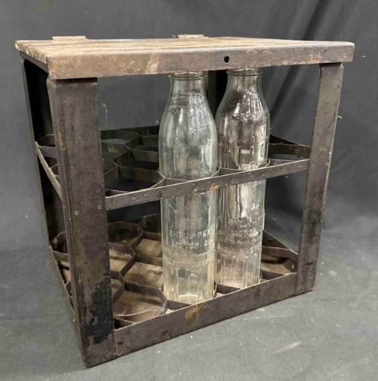 SHELL QUART OIL BOTTLE RACK - 14.75" x 11.75" x 15" W/ (2) SHELL BOTTLES
