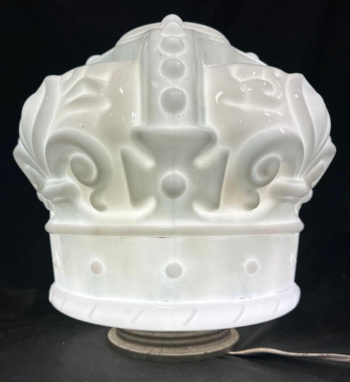 STANDARD WHITE CROWN GAS PUMP GLOBE - GLASS - ORIGINAL - 18"