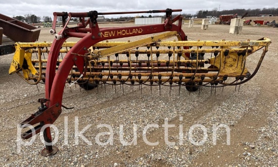 3095 - NEW HOLLAND 258 ROLABAR HAY RAKE