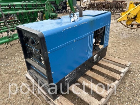 3274 - BOBCAT 225 AMP WELDER/GENERATOR