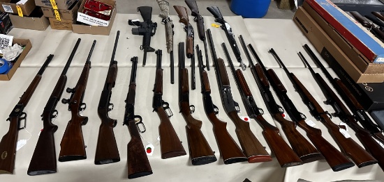 PRIVATE COLLECTIONS GUN AUCTION