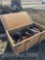 HEAVY WOOD BOX w/ HYDRAULIC CYLINDERS (CF)