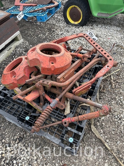 PALLET OF MISC IH TRACTOR PARTS (WF)