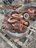 PALLET OF MISC IH TRACTOR PARTS (WF)