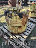 (2) JOHN DEERE REAR WEIGHTS (SOLD x $) (CF)