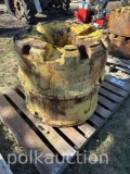(2) JOHN DEERE REAR WEIGHTS (SOLD x $) (CF)